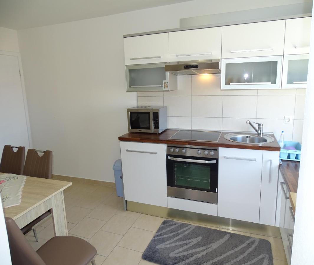 Apartmani David Vir Exterior photo