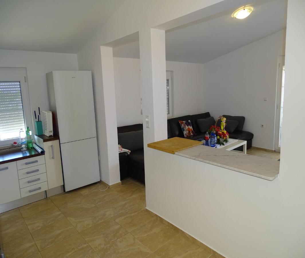 Apartmani David Vir Exterior photo