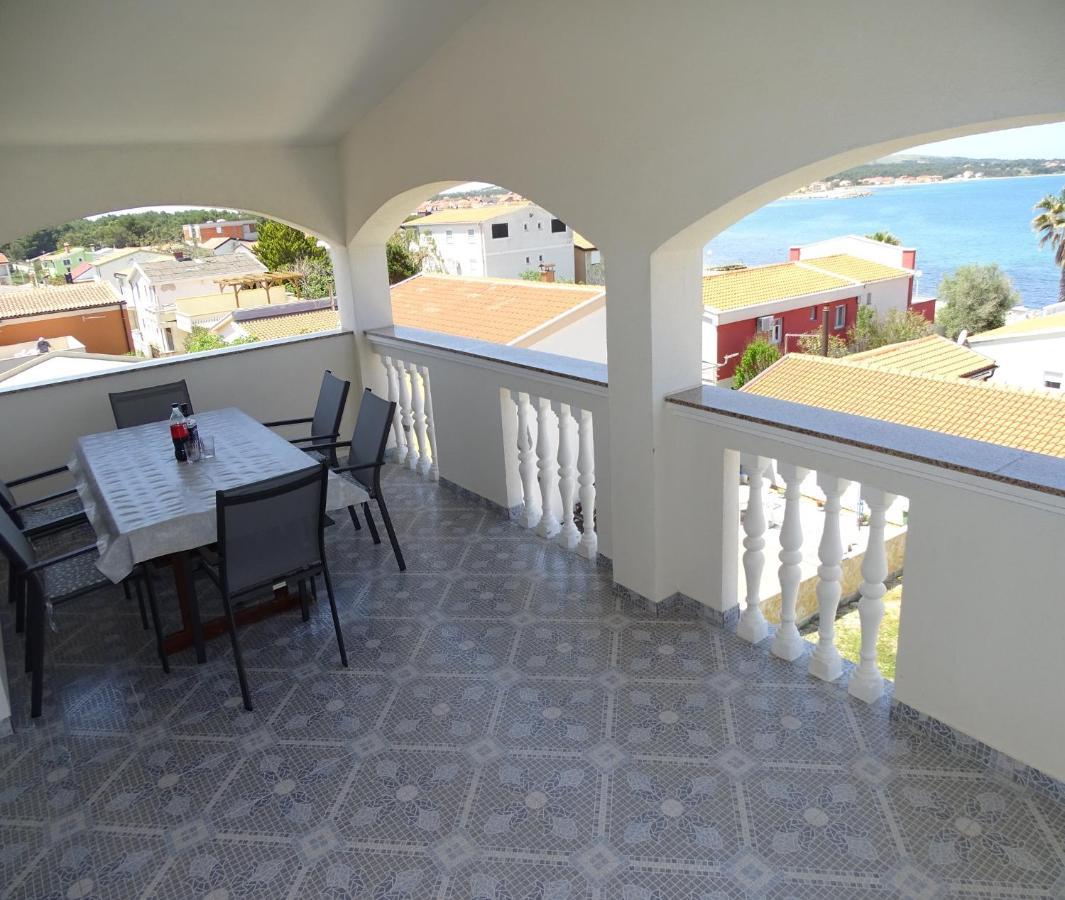 Apartmani David Vir Exterior photo
