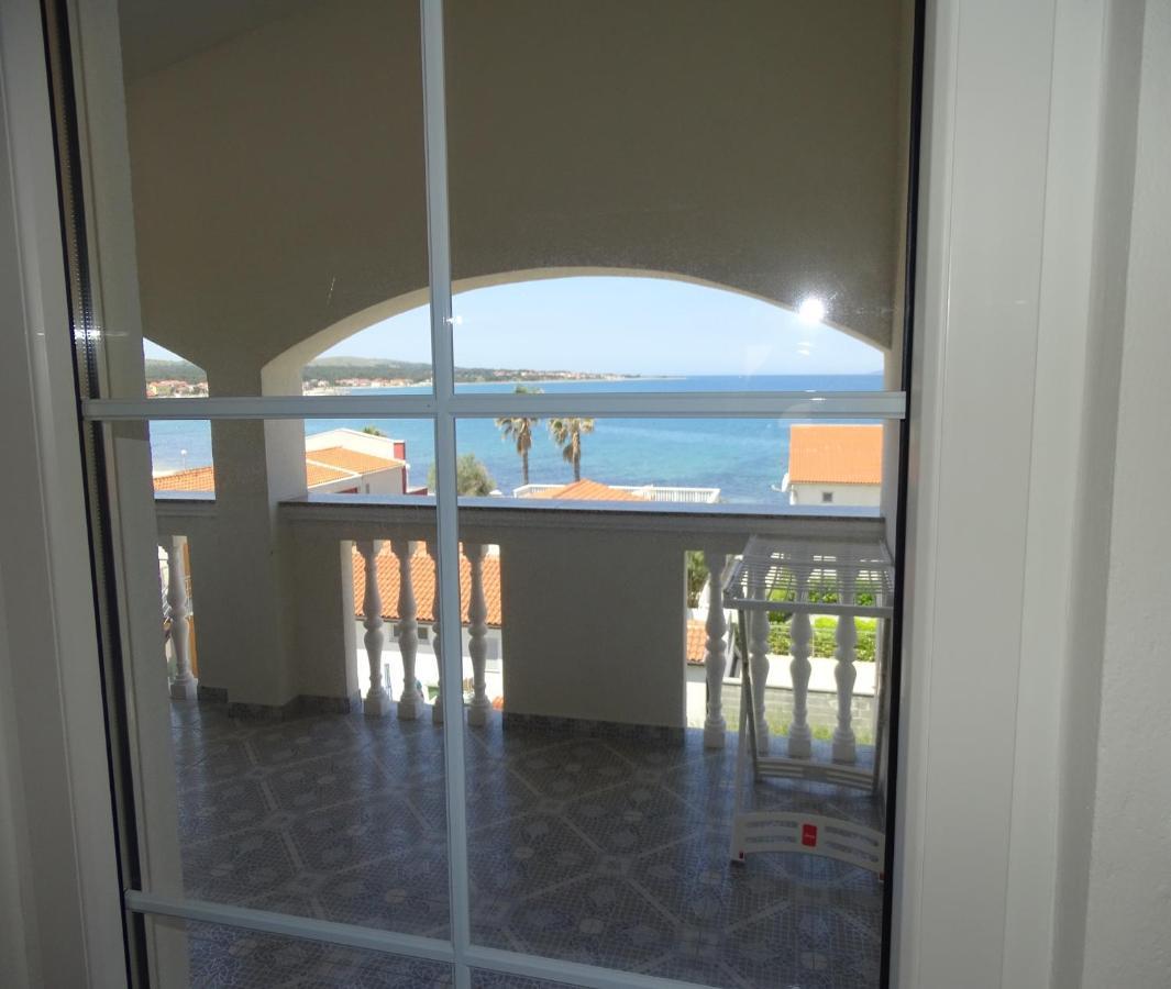 Apartmani David Vir Exterior photo