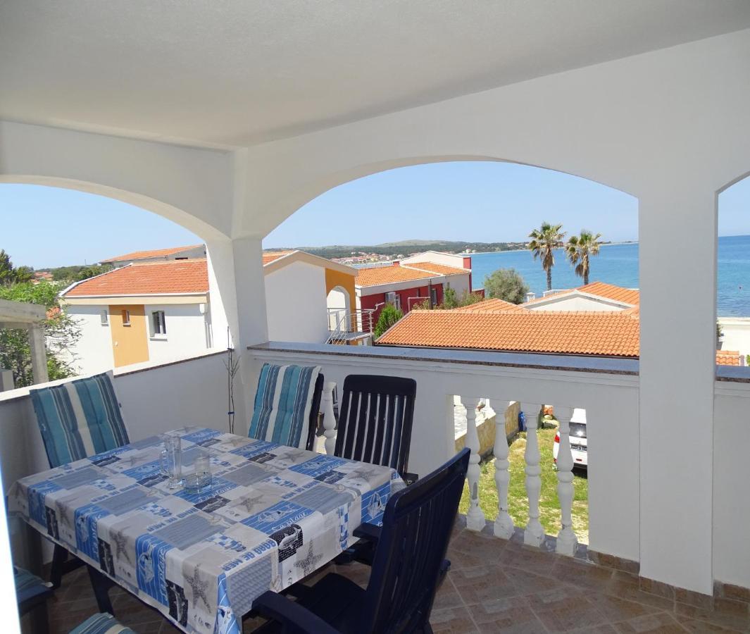 Apartmani David Vir Exterior photo